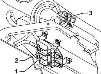 Audi A6 - fuse box diagram - fuse in plenum chamber  (RS6 models)